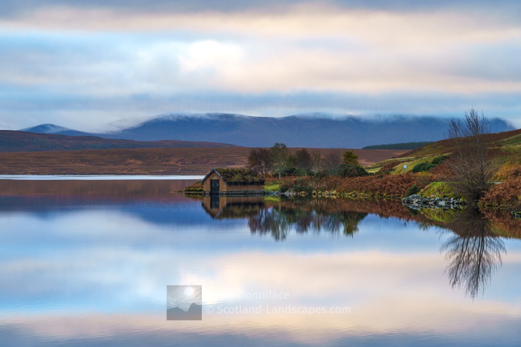 The Boat House - Loch Loyal Lodge, Northern Sutherland